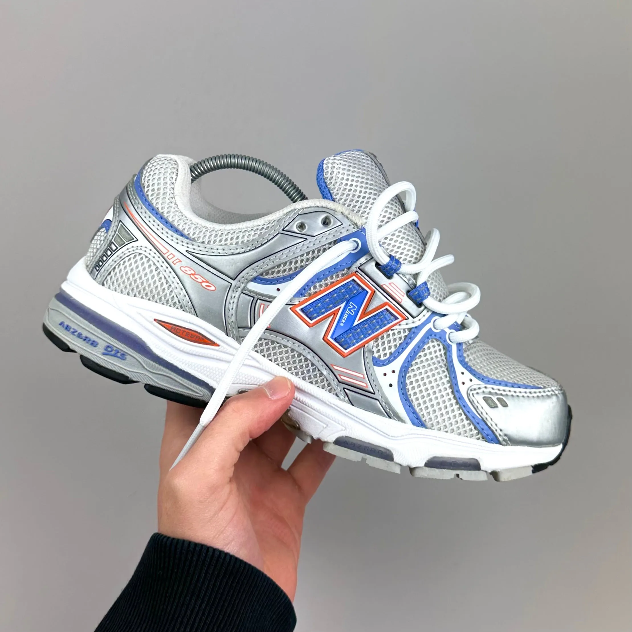 2 SIZES AVAILABLE