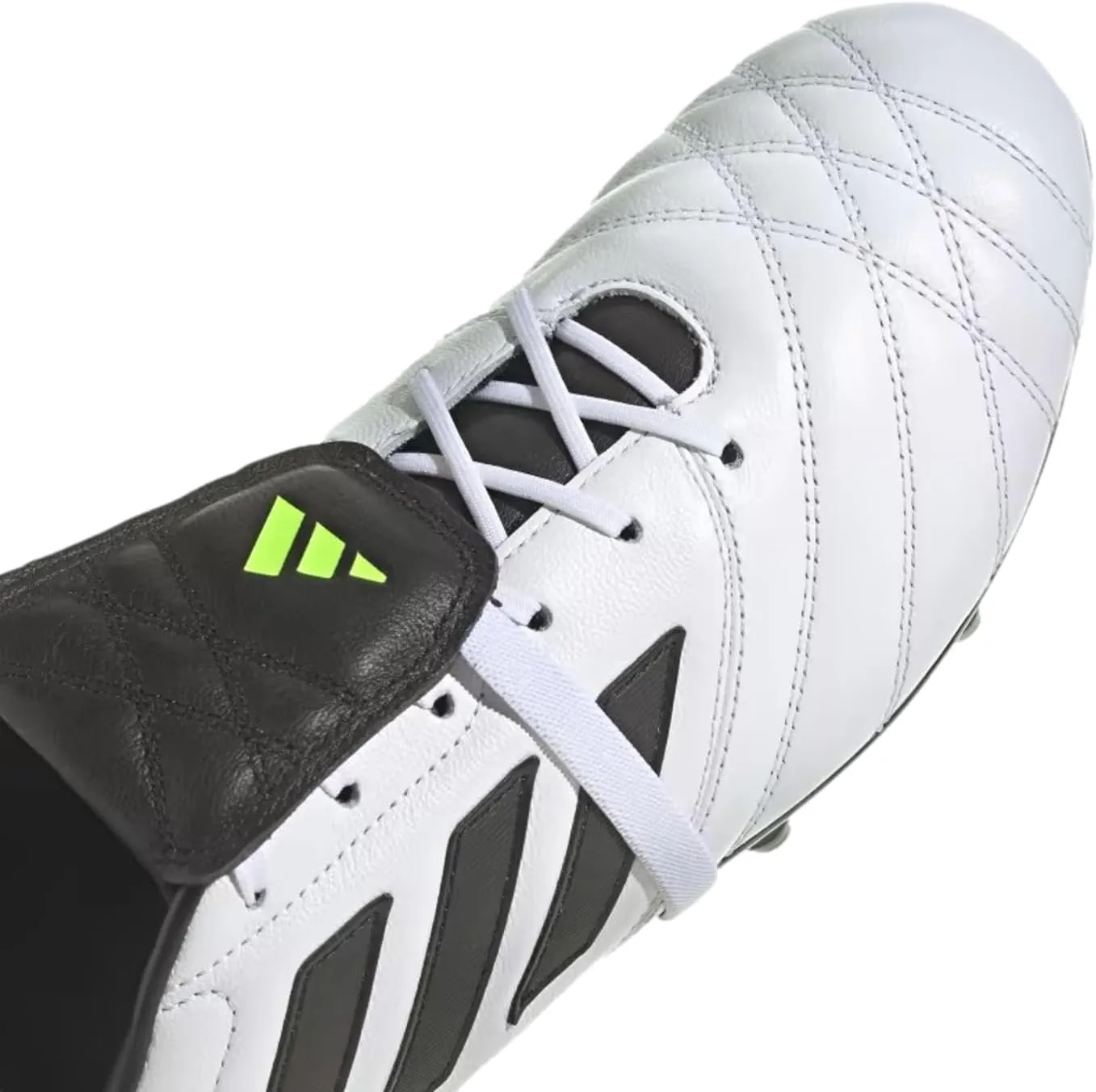 adidas Unisex-Adult Copa Sense.4 Indoor Soccer Shoe
