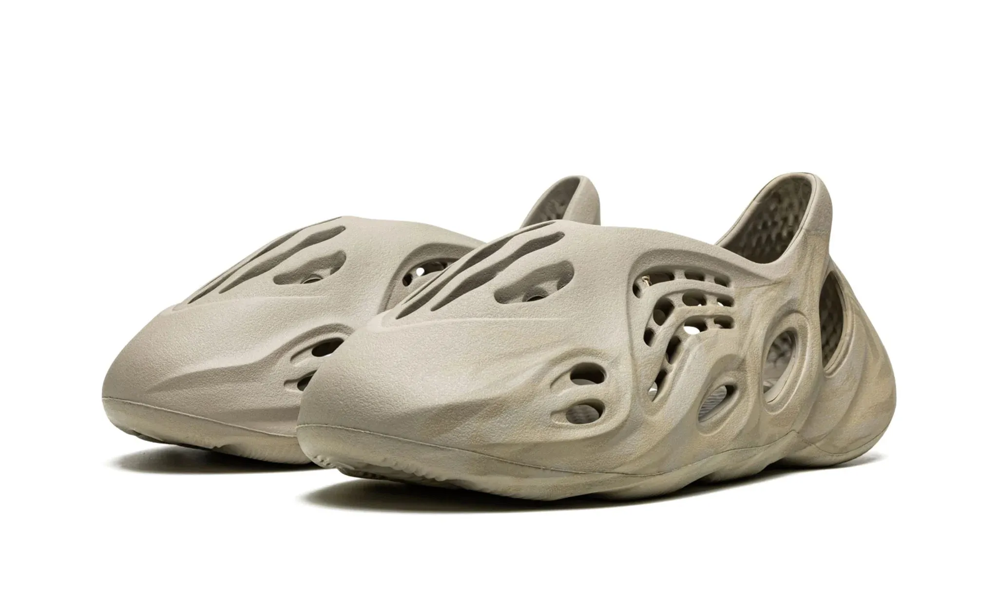 Adidas Yeezy Foam RNNR "Stone Salt"