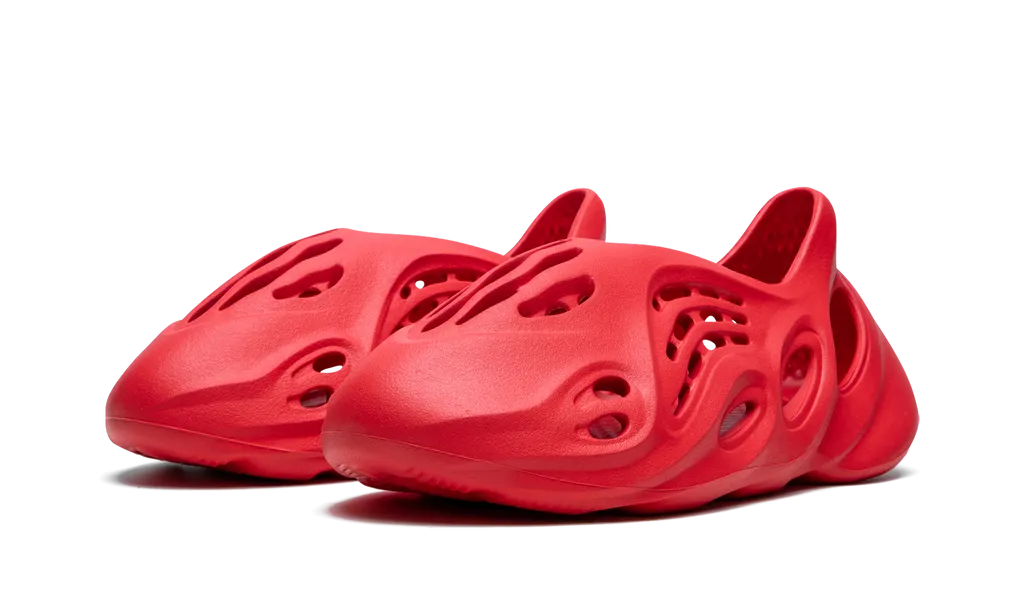 Adidas Yeezy Foam RNNR Vermillion