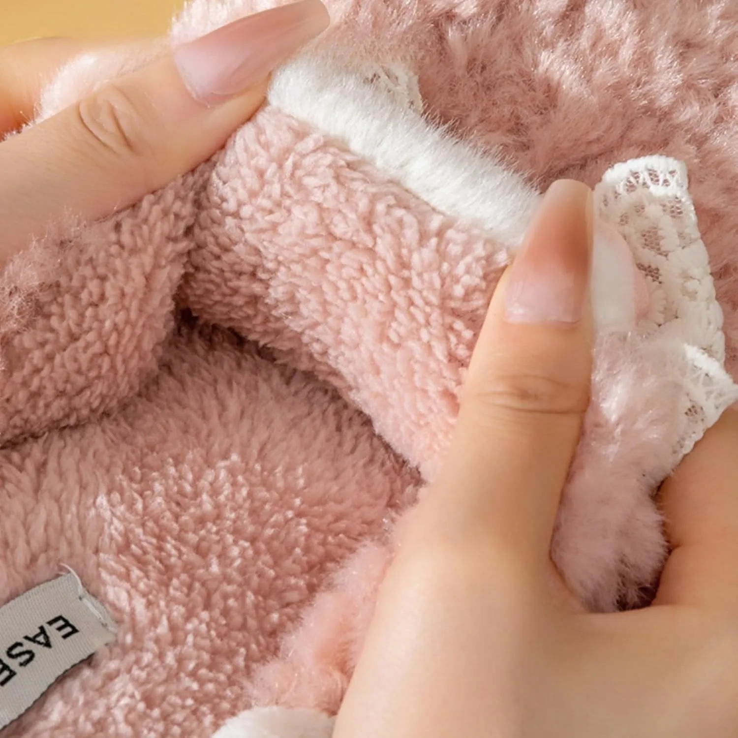 Bow Knot Plush Slippers Fashionable Home Rabbit Plush Warm Thick Soled Cotton Slippers