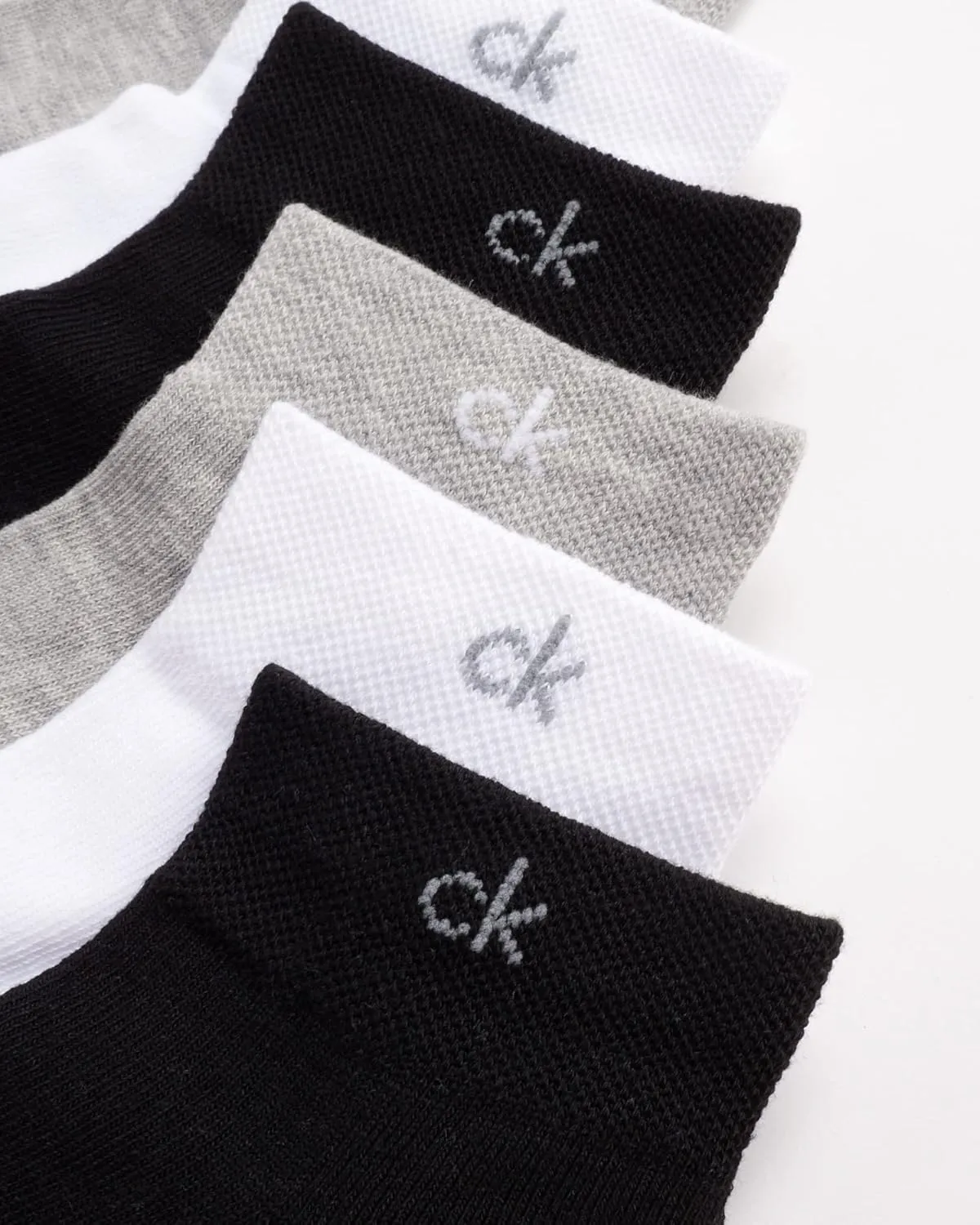 Calvin Klein Women's Quarter Socks - 12 Pack Cushioned Athletic Ankle Socks for Women - Women's Sports Socks (Size: 4-10)