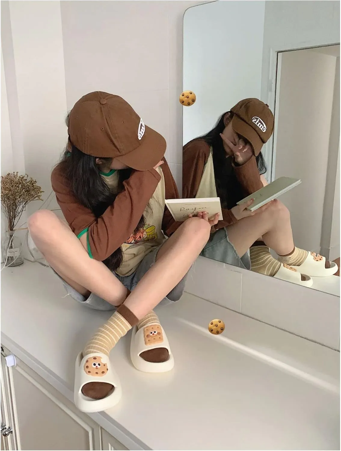 CEINOM Cute Biscuit Pillow slipper cloud slides Cloud Slippers for Women Indoor Outdoor Platform Shoes home house slippers