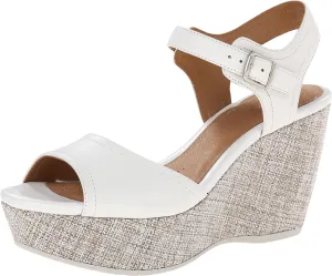 Clarks Women's Caslynn Shae Wedge Sandal