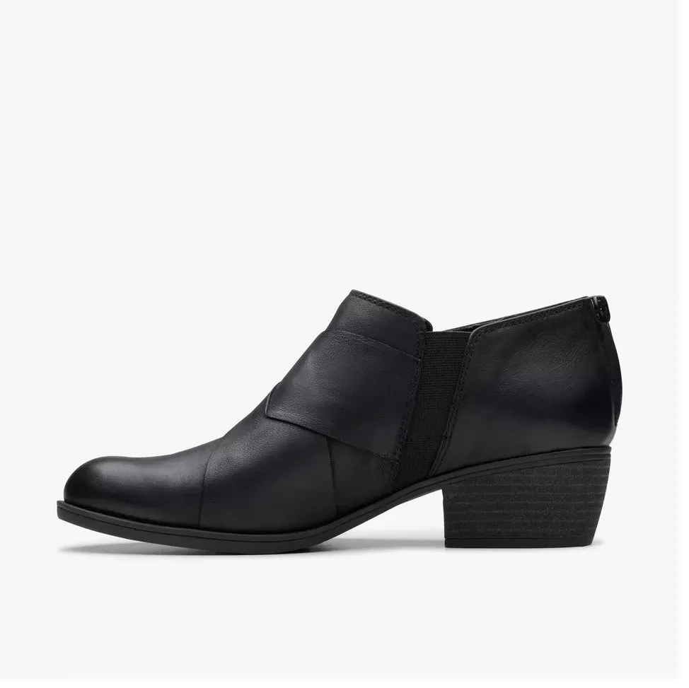 Clarks Women's Charlten Gema Black Leather 26179568