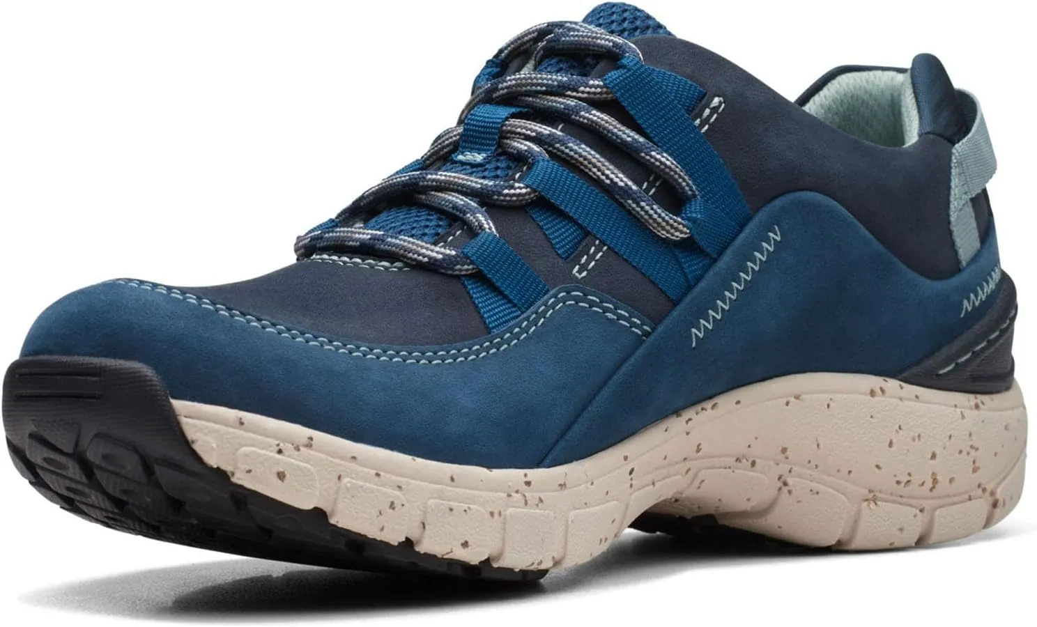 Clarks Women's Wave Range Ap Sneaker