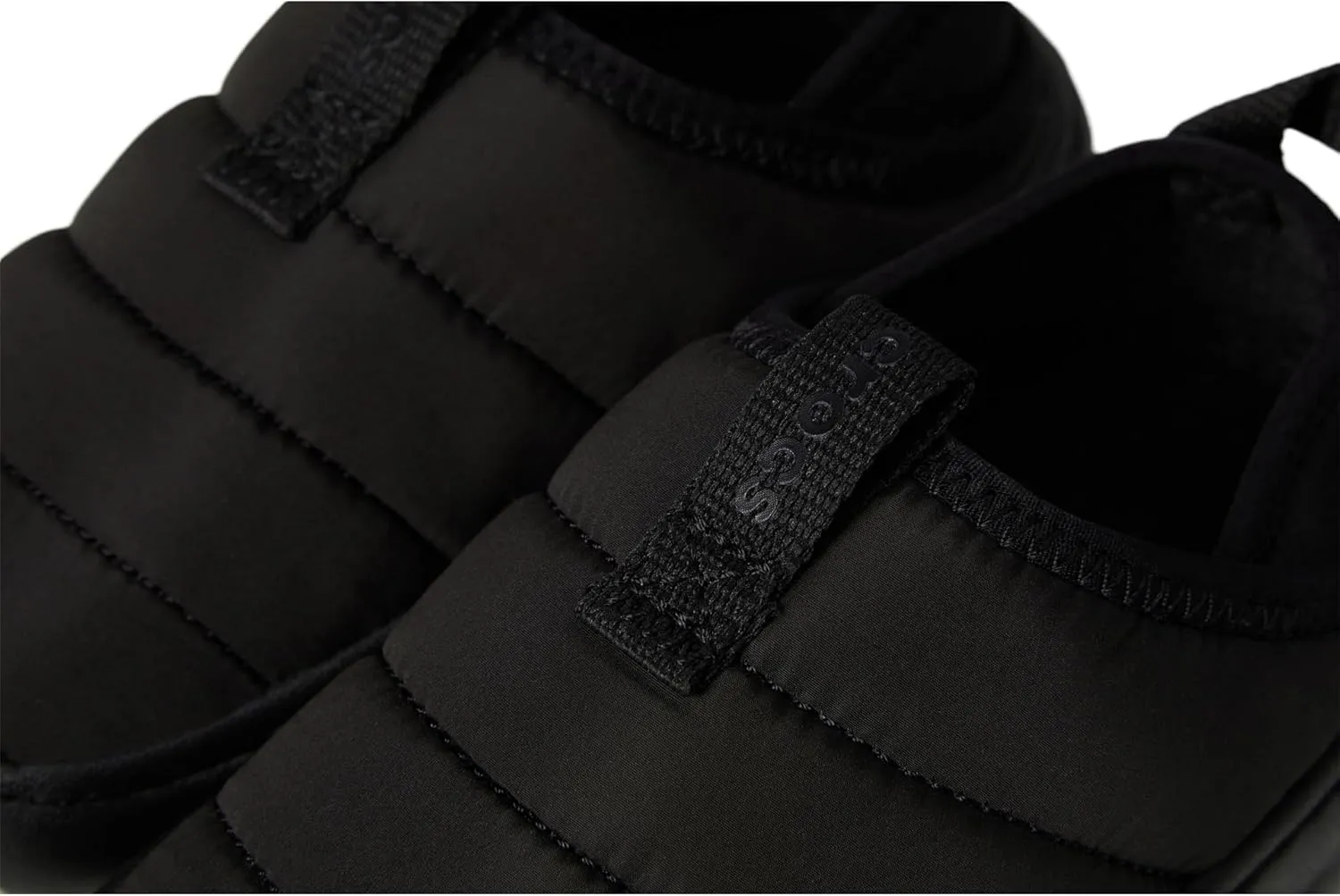 Crocs Unisex-Child Classic Puff Moc (Toddler) Slipper