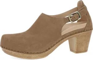 Dansko Sassy Stylish Upfront Closed Toe for Women - Energy-Return Footbed with Added Arch Support - Lightweight PU Outsole for Long-Lasting Wear - Great for All-Seasons Style