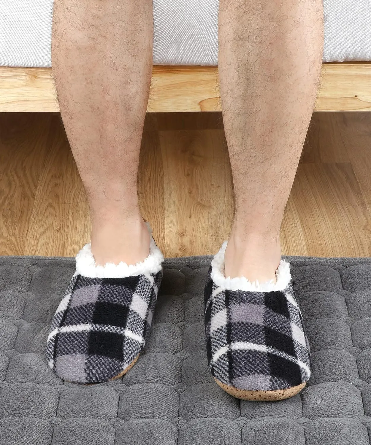 DICUIRD Mens Soft Soles Slipper Socks With Grippers, Cozy&Warm Sherpa Lining Slippers With Non Skid Bottoms, Fuzzy House Slippers
