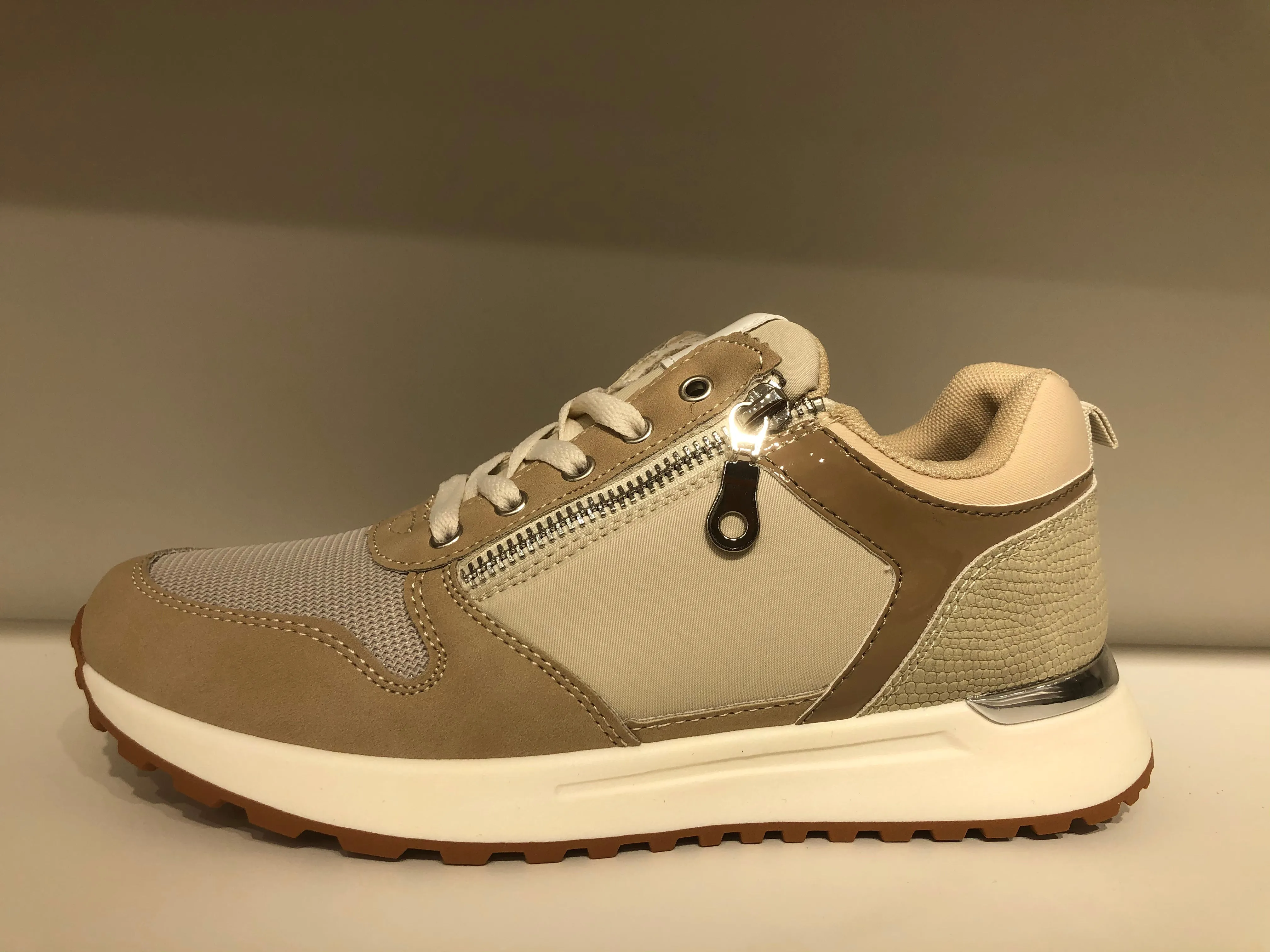 DJL23021 SNEAKER TAUPE