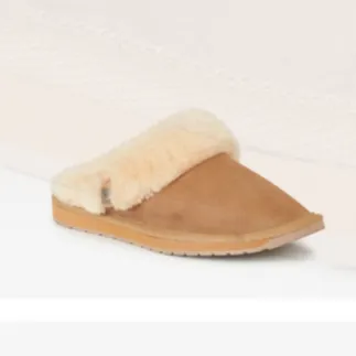 Eden Platinum Slippers (Australian Sheepskin)