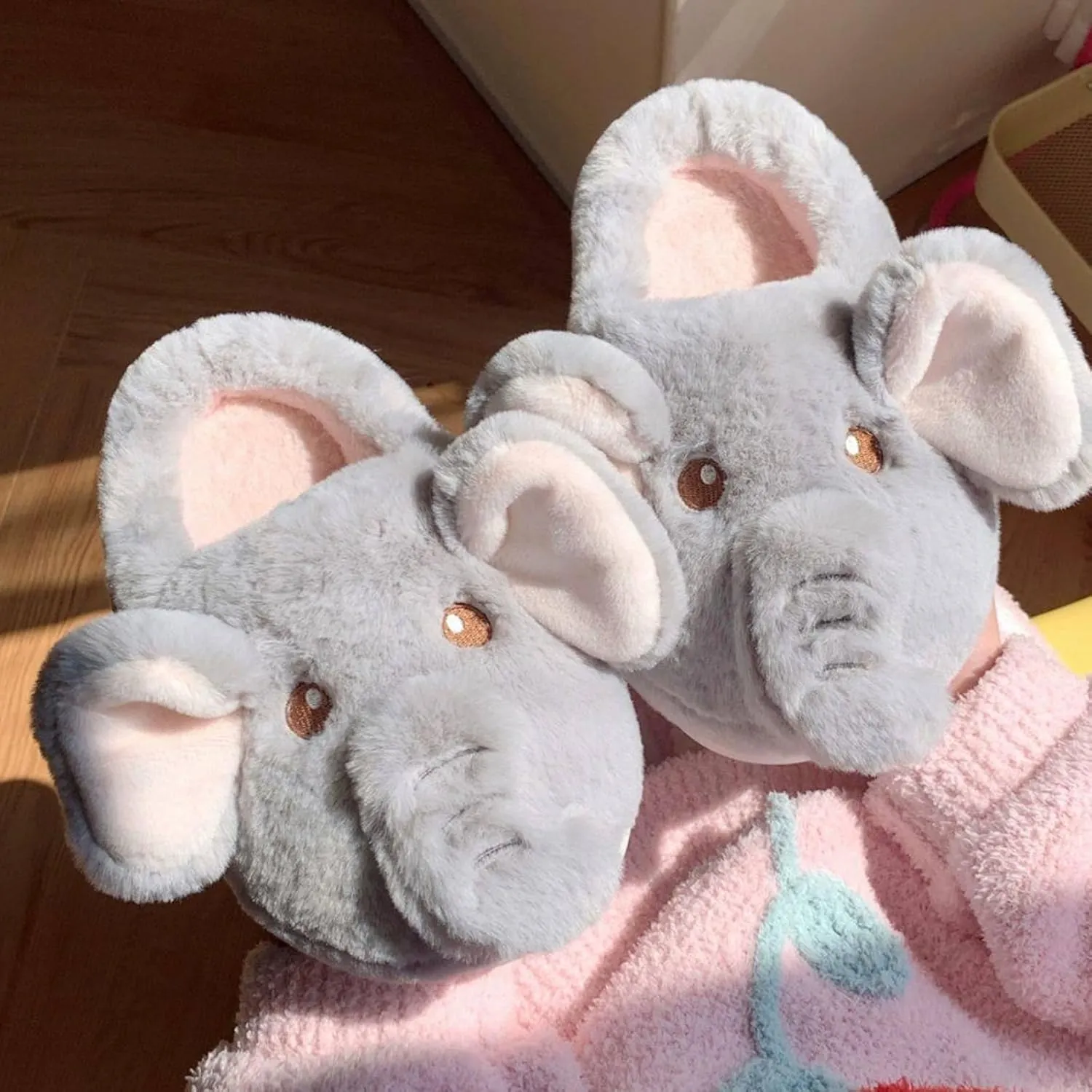 Elephant Slippers, Elephant Slippers for Women, Gray Plush Elephant House Shoes, Fluffy Warm Plush Cartoon Elephant Slippers