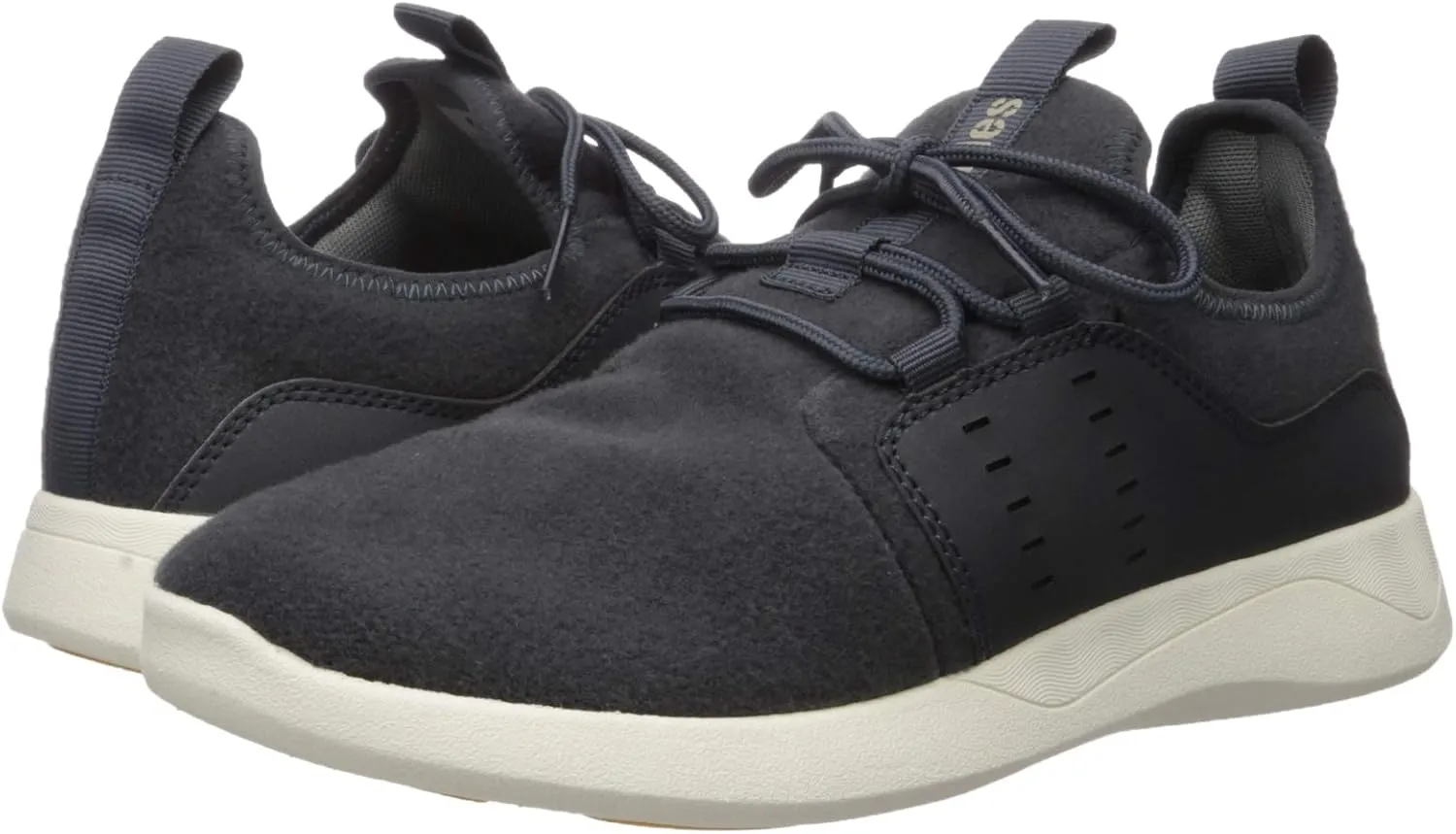 Etnies Men's Sneaker Skate Shoe