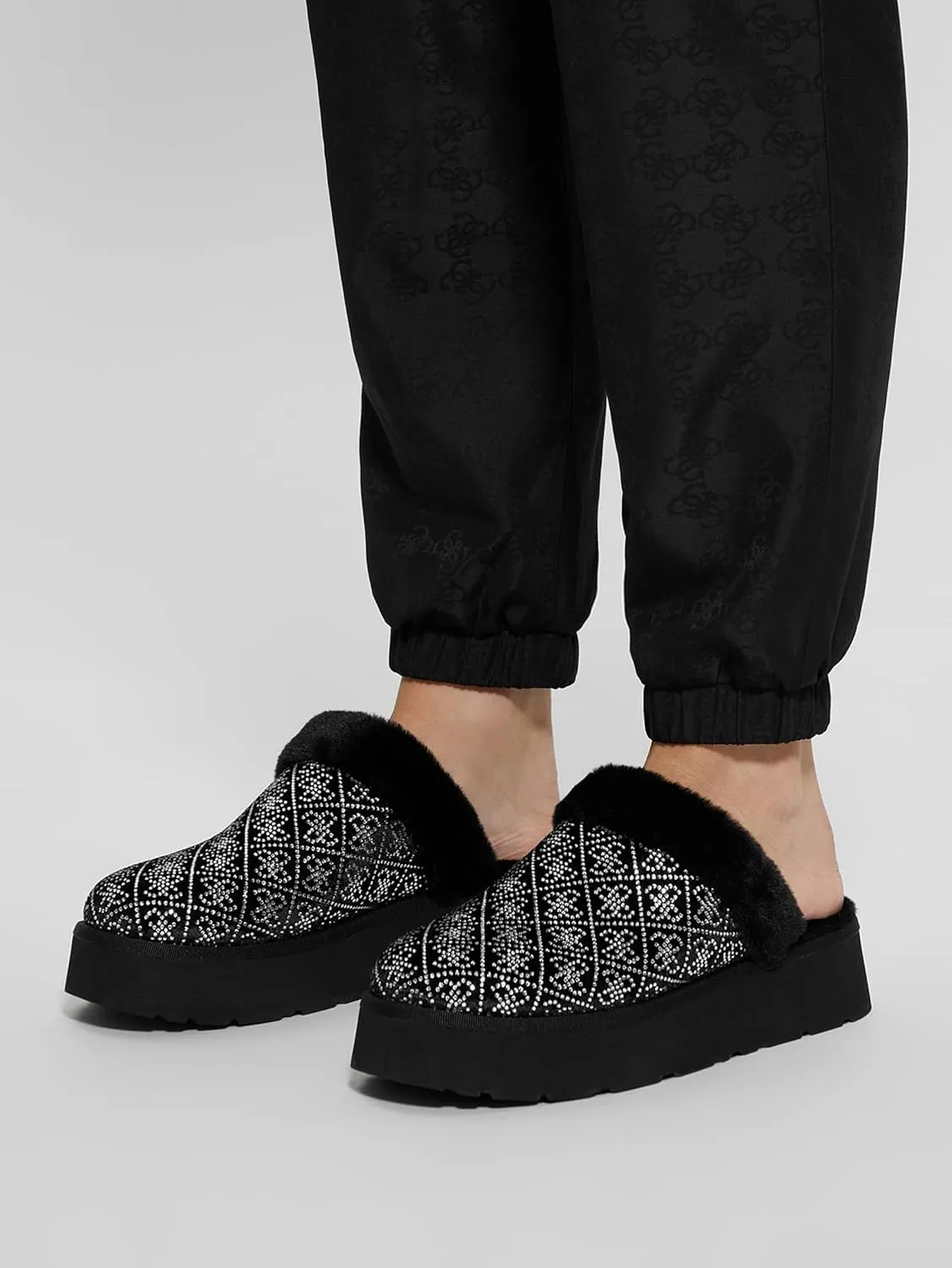 Guess Women's Danikas Slipper