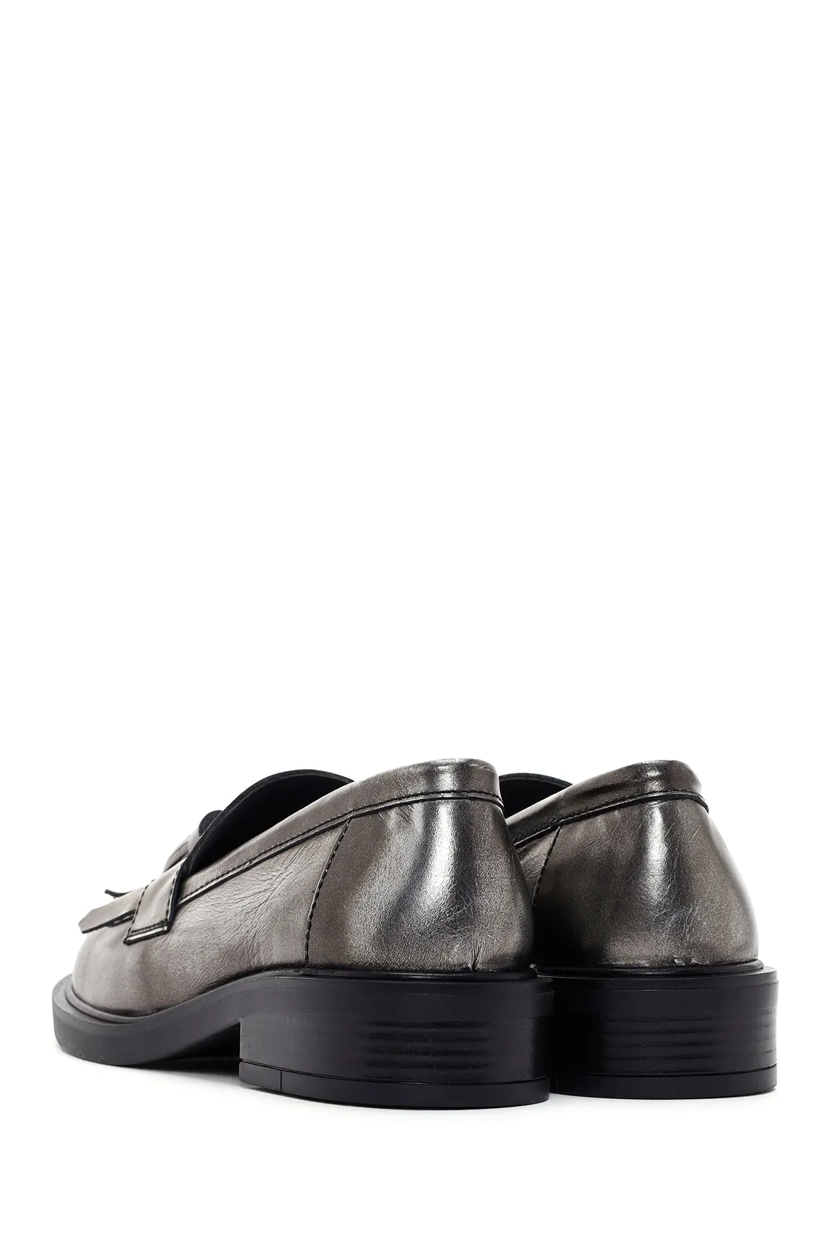 Kadın Gümüş Deri Püsküllü Maskülen Loafer