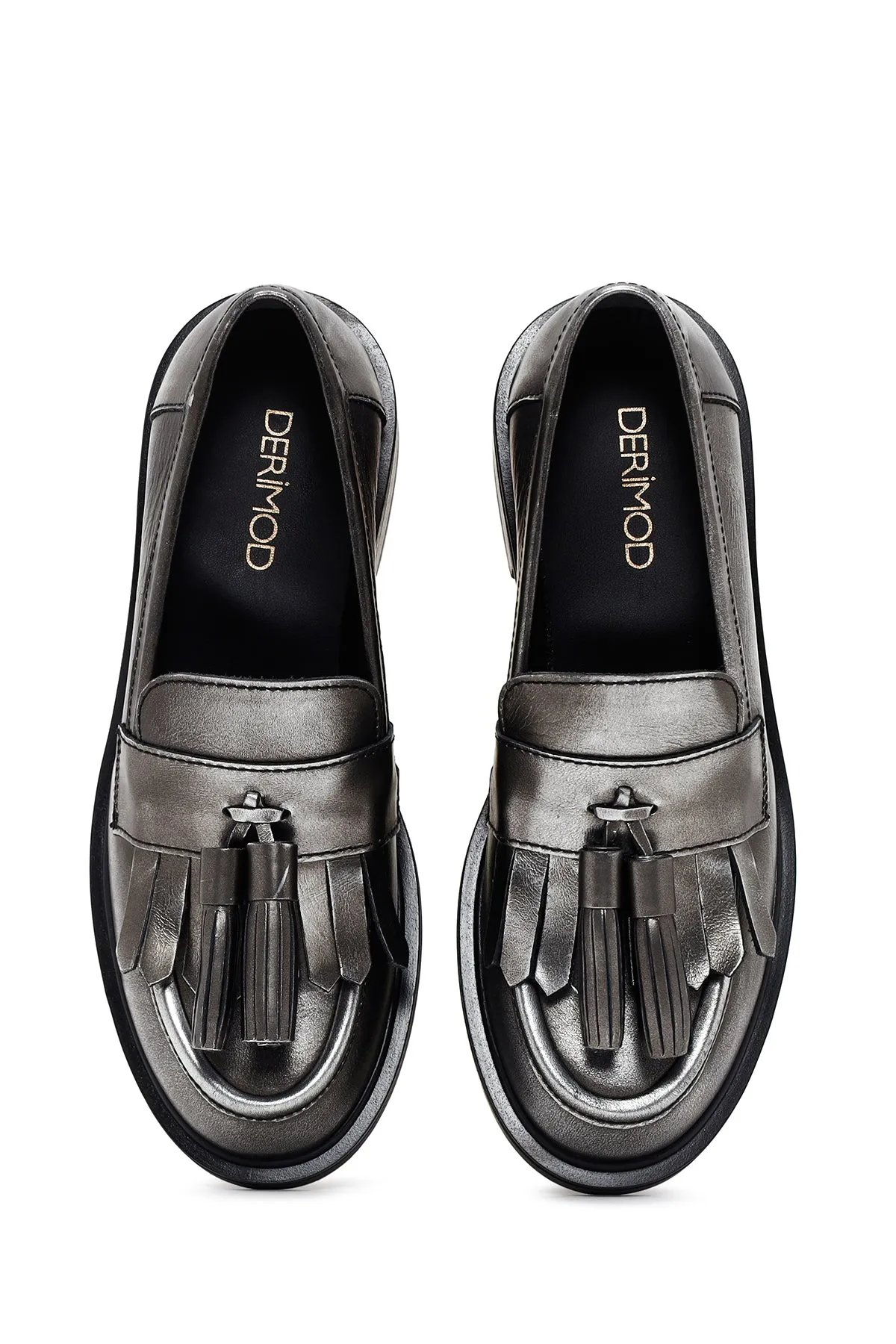 Kadın Gümüş Deri Püsküllü Maskülen Loafer