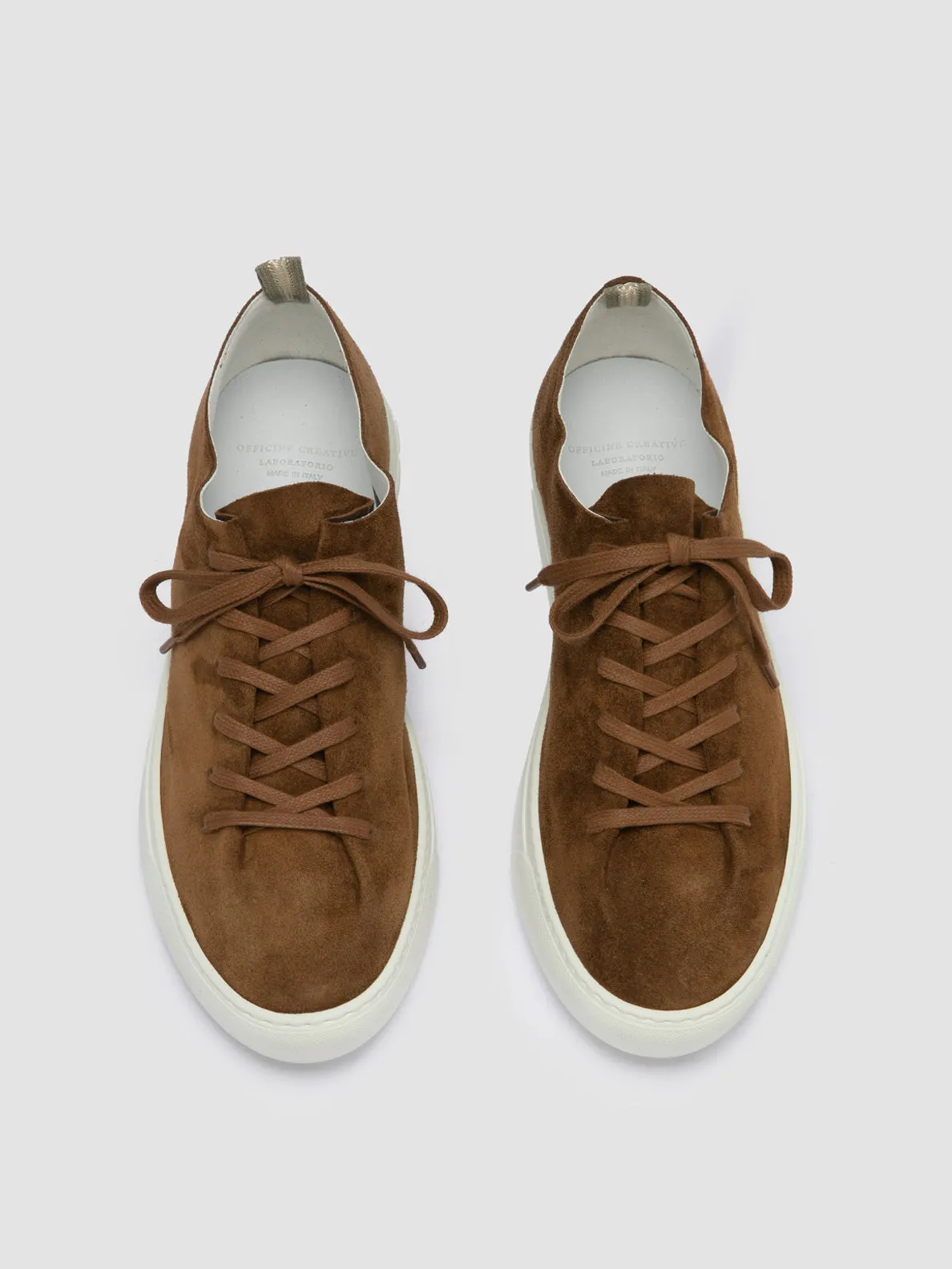 LEGGERA 001 - Sneakers Basse in Pelle Scamosciata Marrone
