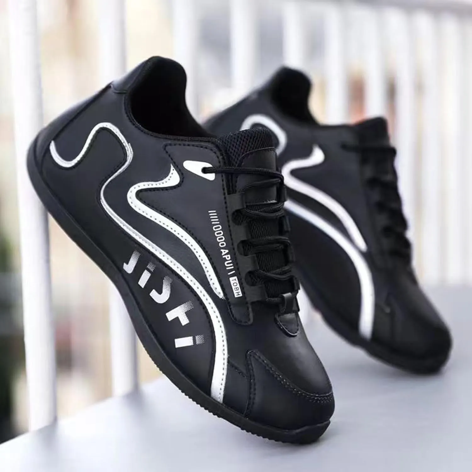 Men's White Running Sneakers - Golf Shoes