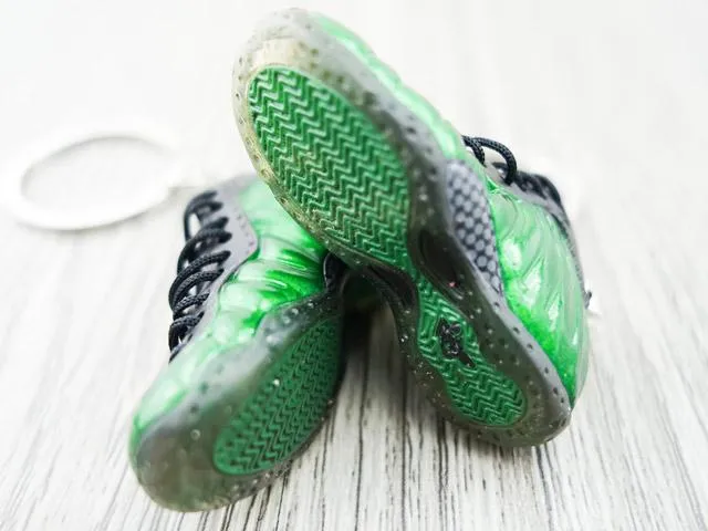 Mini sneaker keychain 3D Foam - Space Green