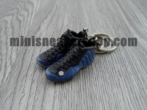 mini sneaker keychains Foam (10 colorways) 5 cm