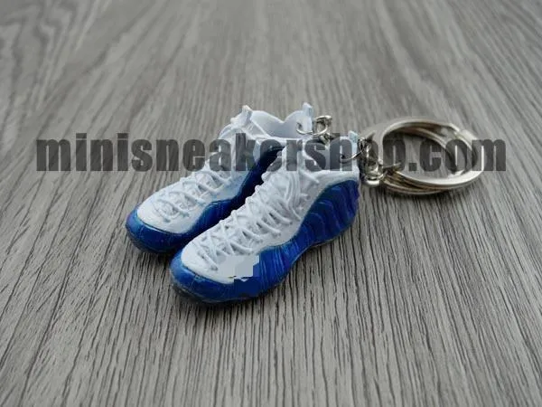 mini sneaker keychains Foam (10 colorways) 5 cm
