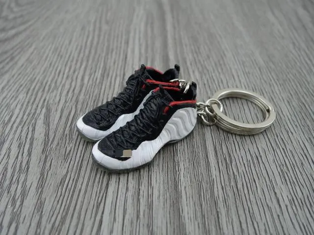 mini sneaker keychains Foam (10 colorways) 5 cm