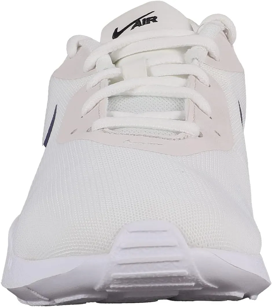 Nike Men's Air Max Oketo Sneaker