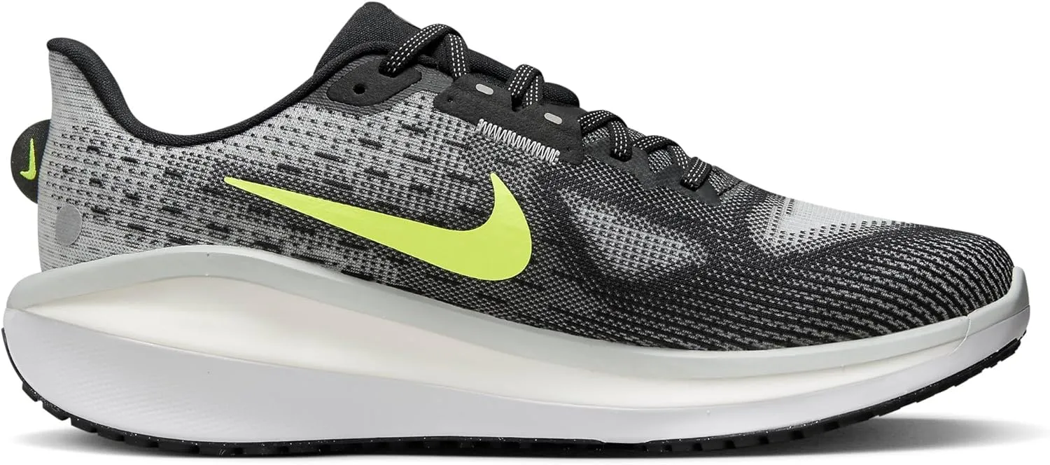 Nike Men's Running Shoe