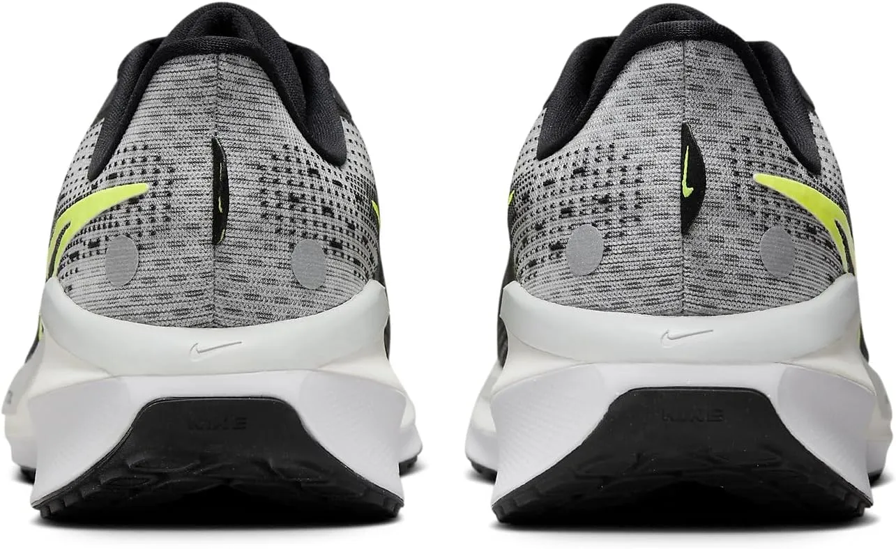 Nike Men's Running Shoe