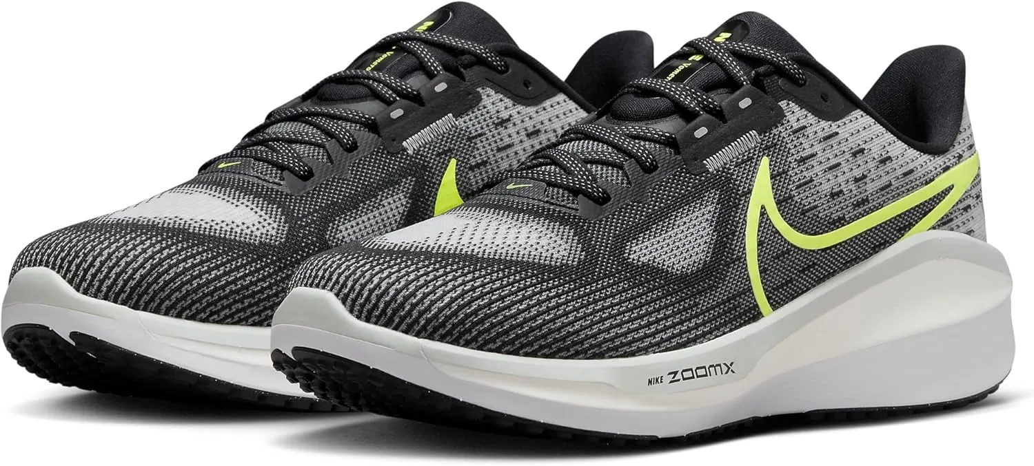 Nike Men's Running Shoe