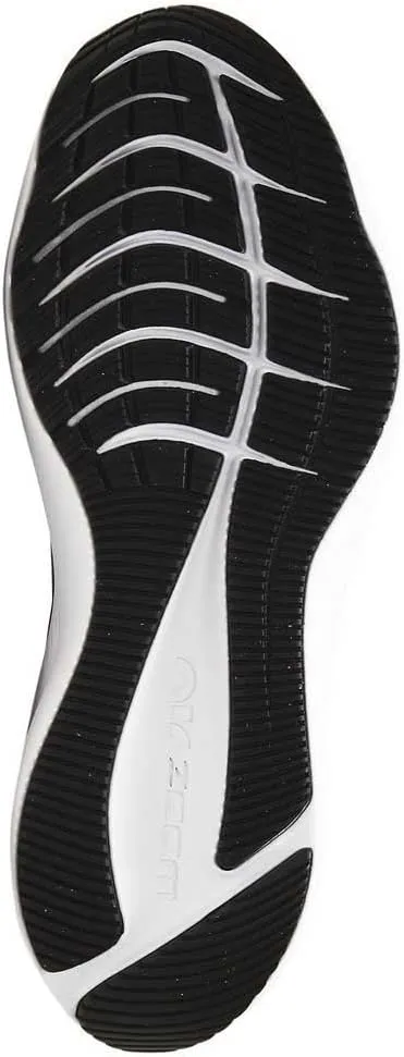 NIKE Women's Sneaker