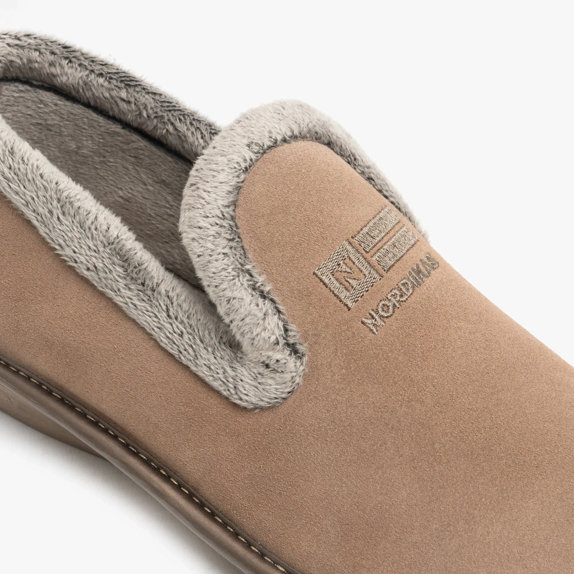 Nordikas 305 (AFELPADO) Womens Suede Full Slippers Brown