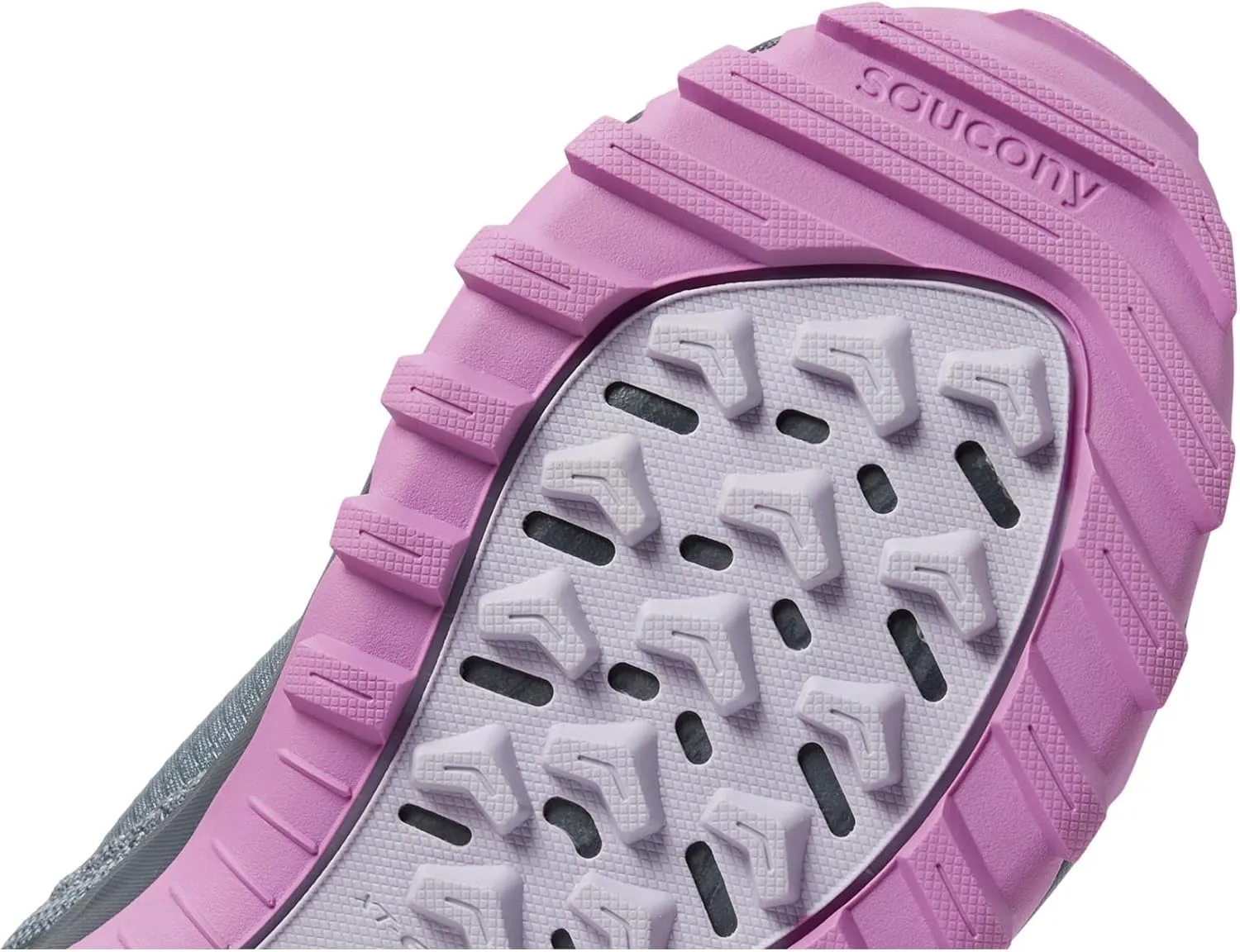 Saucony Women's Aura Tr Sneaker
