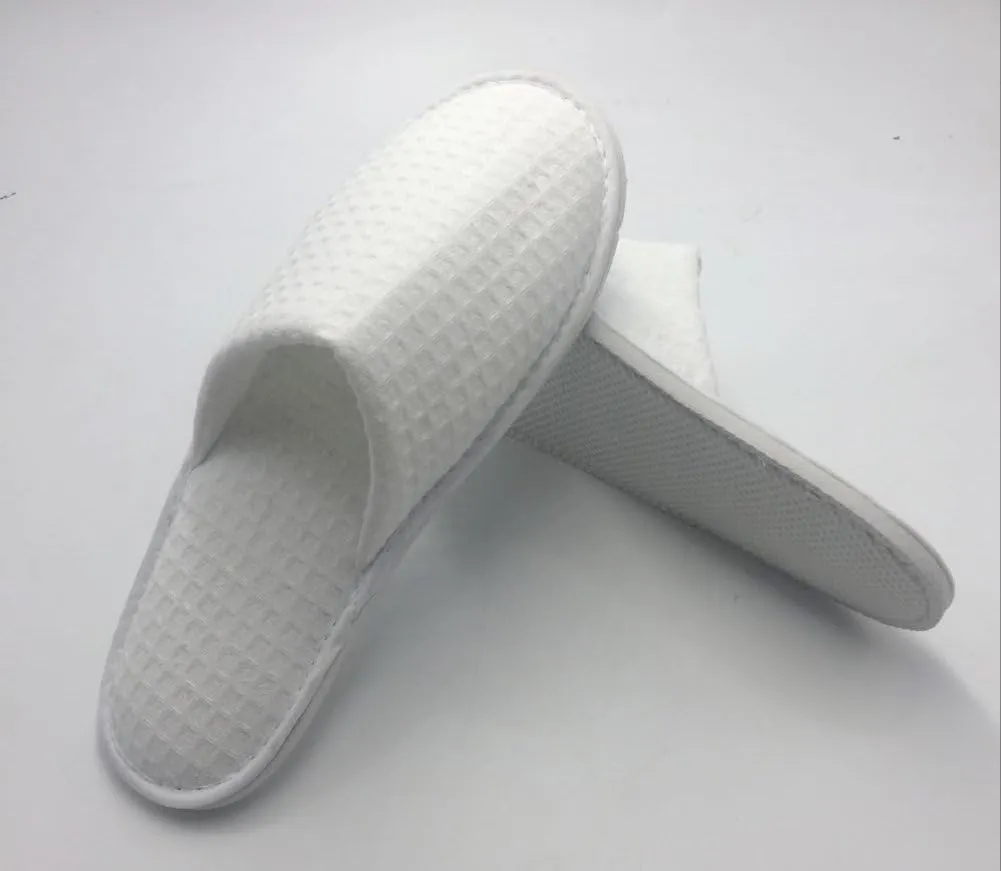 TRAVELWELL Closed Toe Spa Slippers Hotel Unisex for Women and Men 12 Pairs per Case