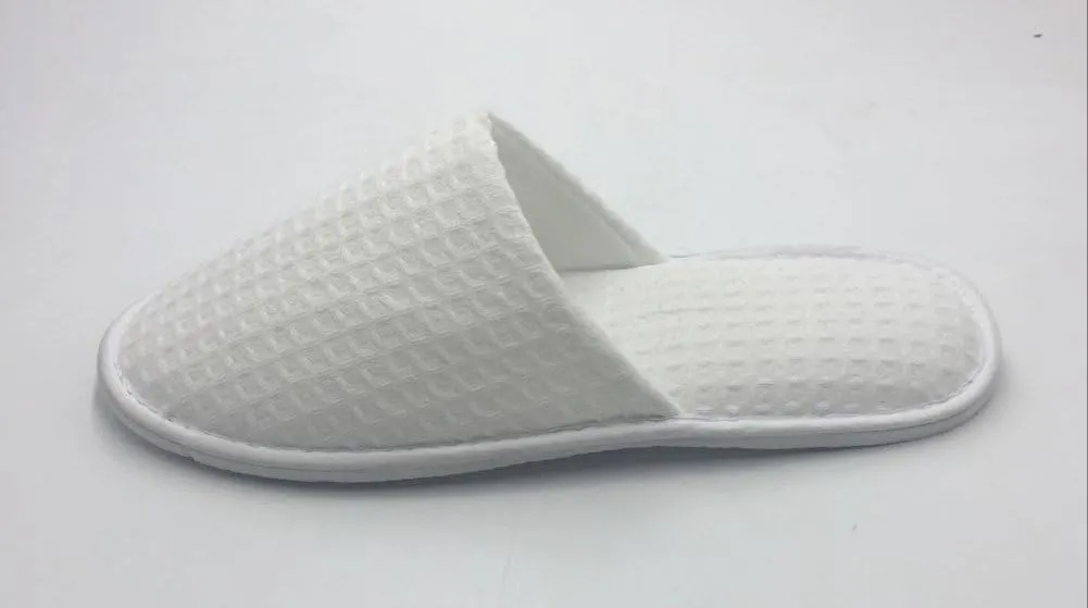 TRAVELWELL Closed Toe Spa Slippers Hotel Unisex for Women and Men 12 Pairs per Case