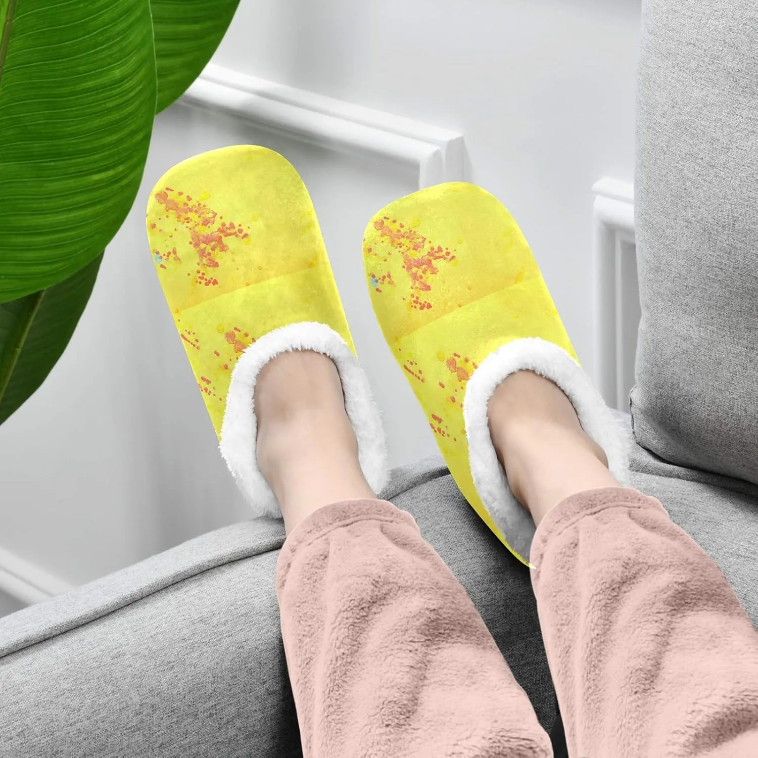 Winter House Slippers for Women/Men with Red And Yellow Autumn Maple Leaves Element Cozy Fleece Slippers