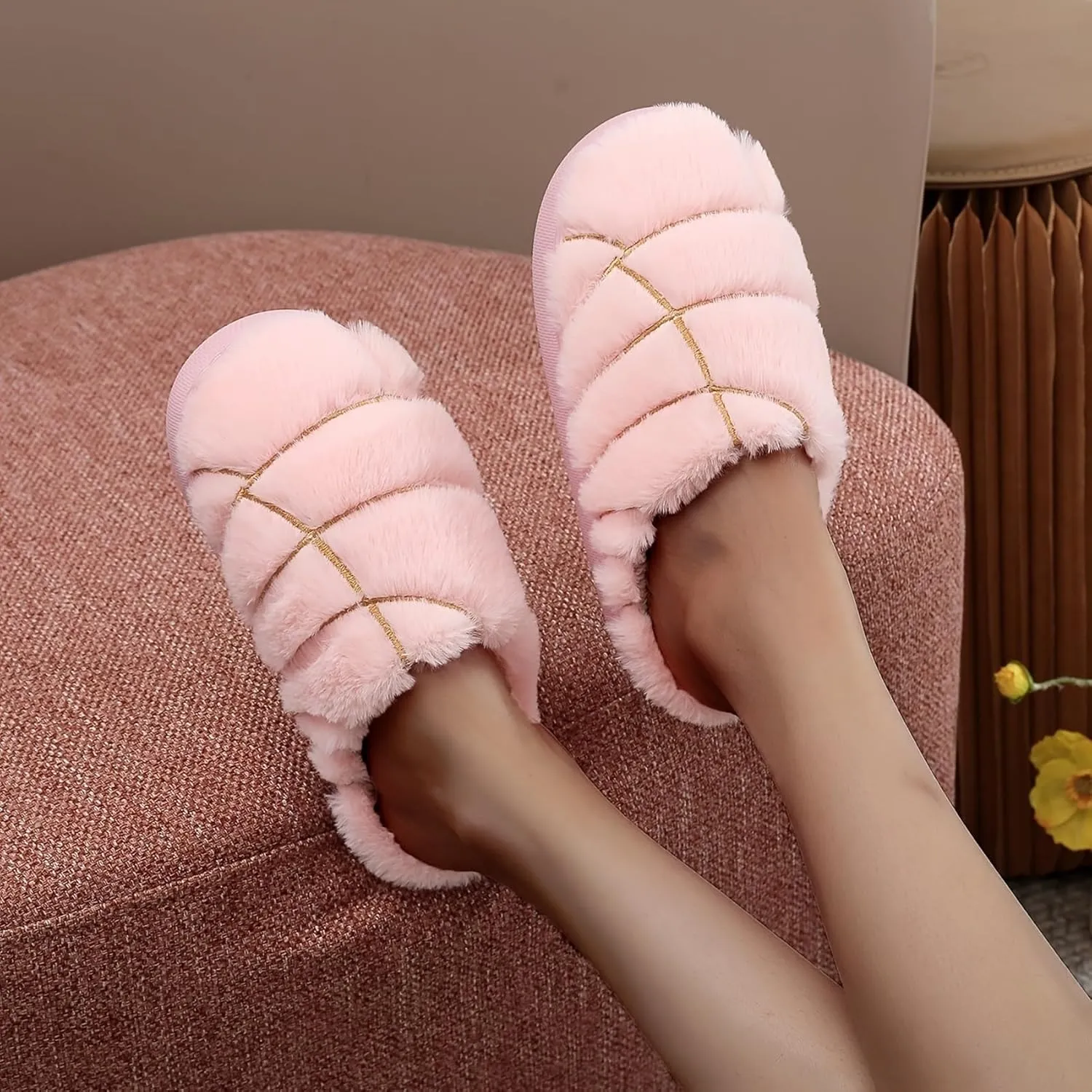 Womens Mens Solid Color Slippers Memory Foam Plush Concha Slippers Lining Warm Soft Cozy Home Slipper Outdoor Indoor House Shoes