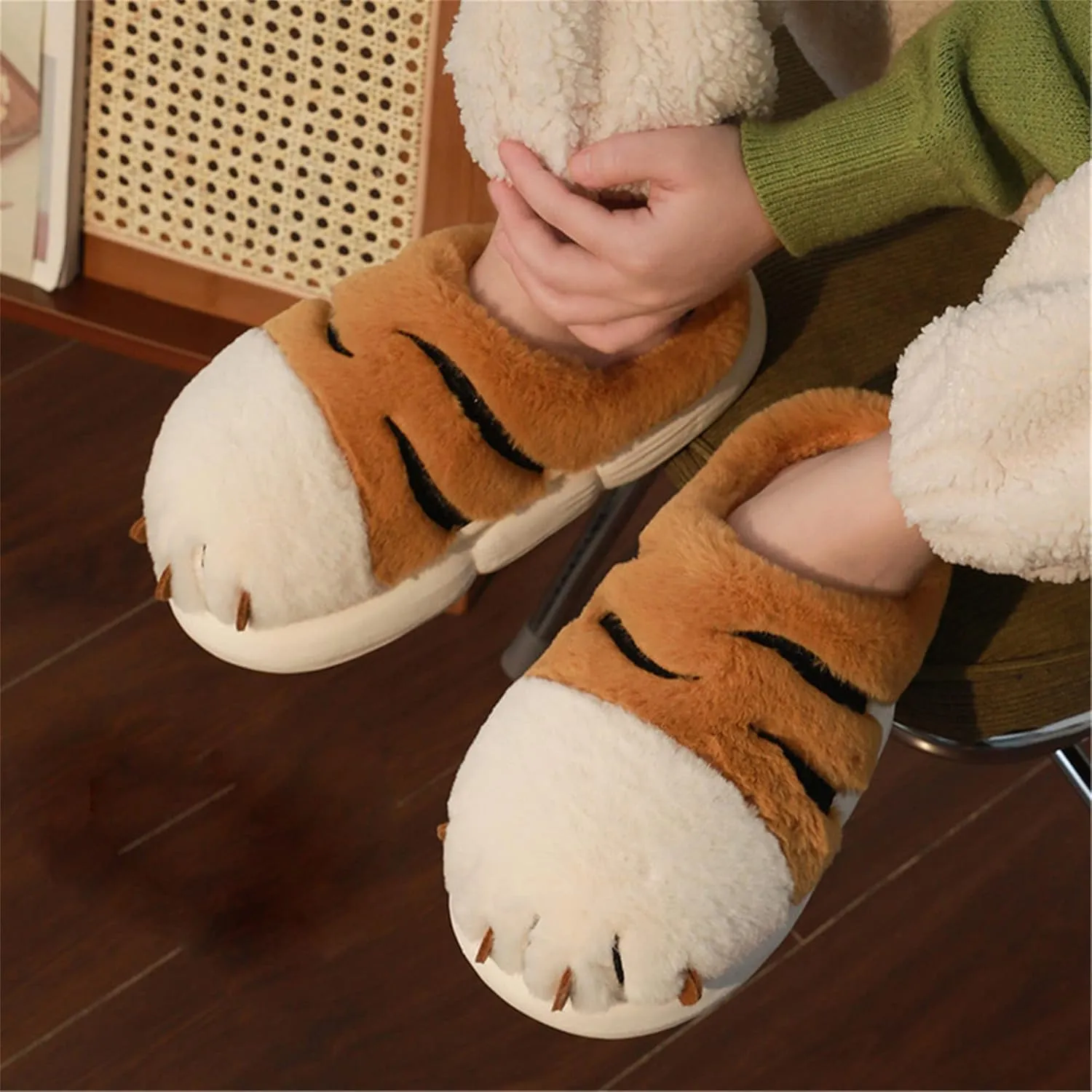 Women's Pig & Cow Animal Slippers - Soft Plush Cotton Winter Warm House Shoes